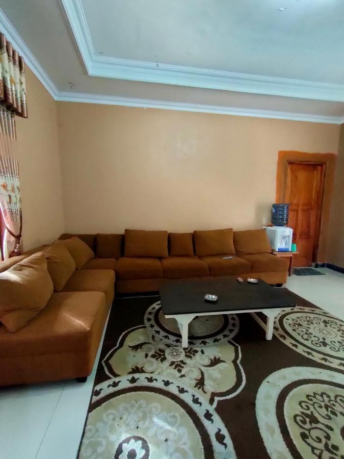 Villa Edwin Puncak Богор Экстерьер фото